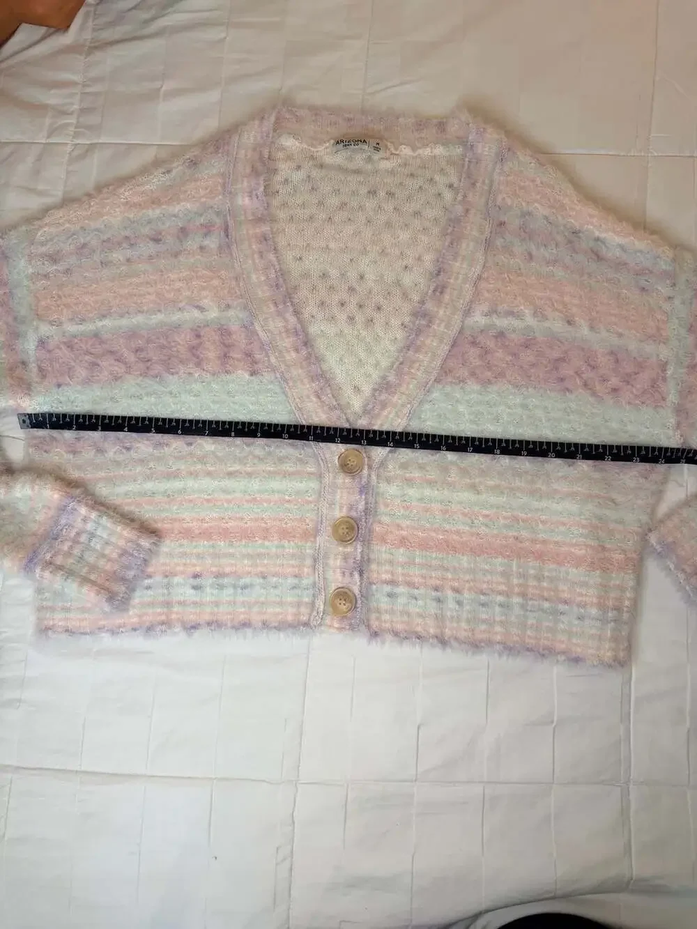 Arizona Jean Women's Fuzzy Pastel Striped Cropped Cardigan